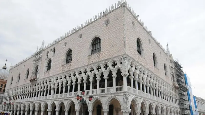 CORTESE VENEZIA 31.03.2009.- PALAZZO DUCALE. PIAZZA SAN MARCO. - INTERPRESS