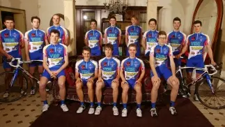 SCHIERATI. La formazione Elite-Under 23 della Coppi Gazzera
