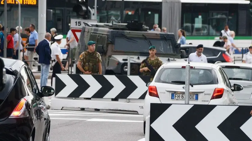 Le barriere antiterrorismo in piazzale Roma a Venezia