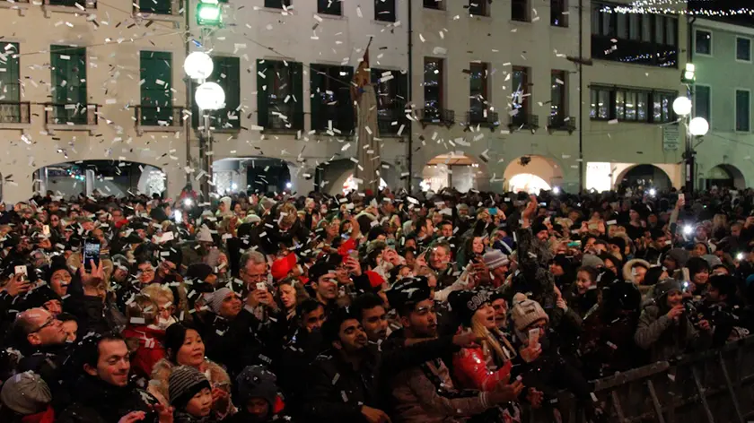 Agenzia Candussi, giornalista Scattolin. Capodanno in Piazza Ferretto Mestre