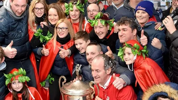 COLUCCI - DINO TOMMASELLA - CEGGIA - PREMIAZIONI DEI CARRI DEL CARNEVALE - LA SQUADRA PRIMA CLASSIFICATA