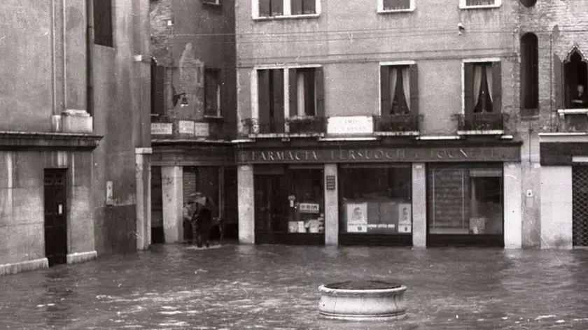 Gianfranco Tagliapietra interpress.18.10.2016-ACQUARANDA 6 NOVEMBRE 1966.CAMPO SAN CASSIANO