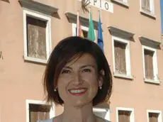 QUARTO D'ALTINO:..PRIMO CONSIGLIO COMUNALE:..IL SINDACO SILVIA CONTE..28/5/11 LIGHT IMAGE camper a spinea