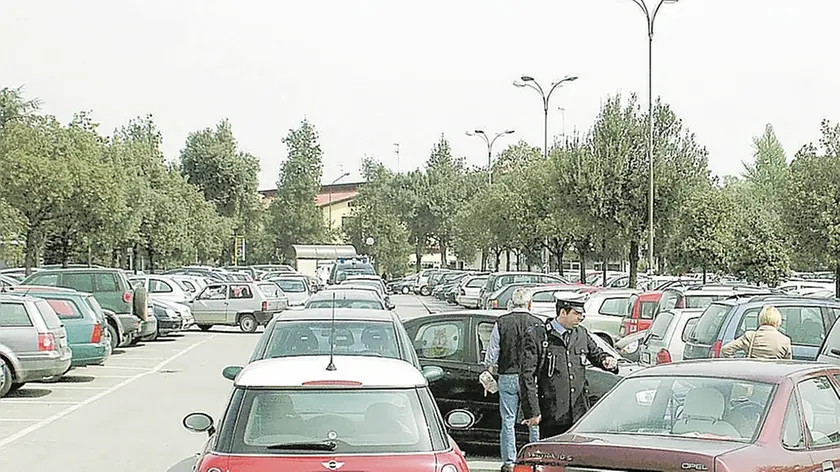 Parcheggi a pagamento nell’area di sosta dell’ospedale