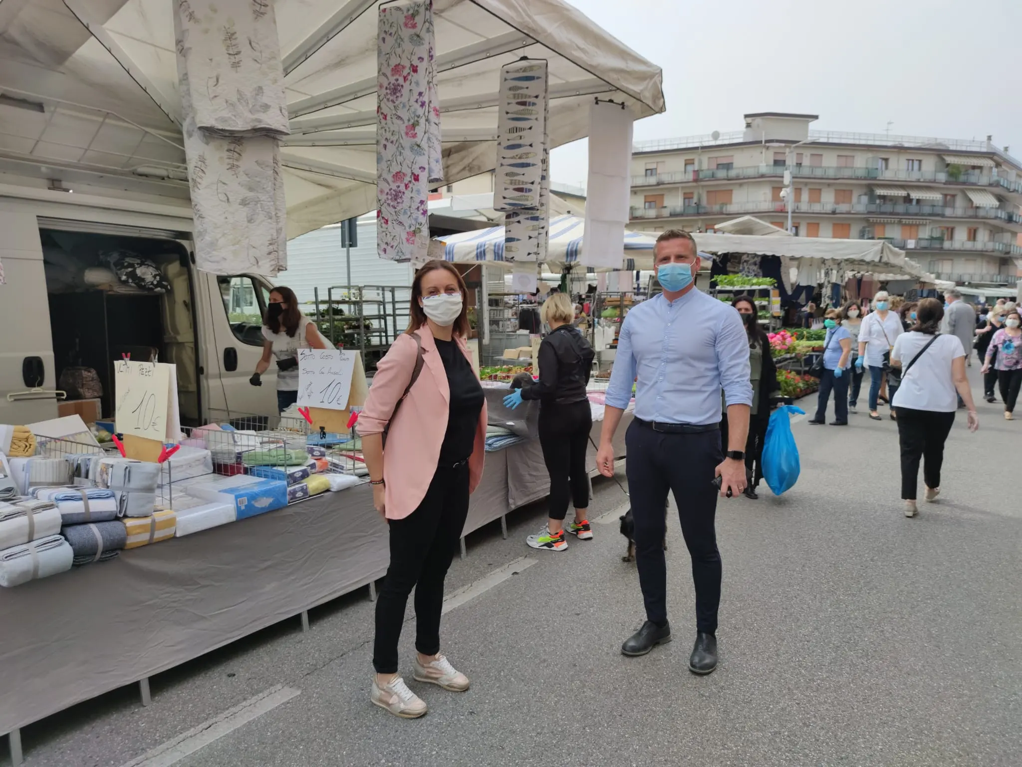 La sindaca di Spinea Martina Vesnaver e il sindaco di Martellago, Andrea Saccarola (foto Ag. Pòrcile Press)