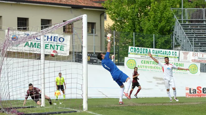 (CRUCCU) PORTOGRUARO 05/05/2013 MATTEO BOEM PORTOGRUARO (MAGLIA GRANATA) VS ALTOADIGE IL GOL DEL N¡17 ORLANDO (PORTOGRUARO)