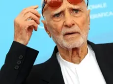 I giorni veneziani di Monicelli Al photo-call Con Paolo Baratta e sul red carpet