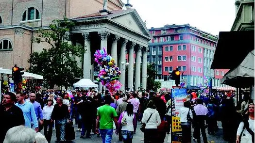 Le strade di San Donà invase durante la Fiera del Rosario