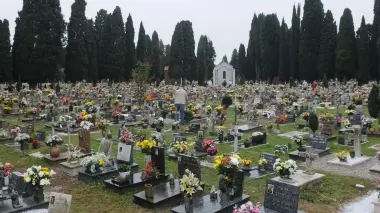 Il cimitero dell’isola di San Michele