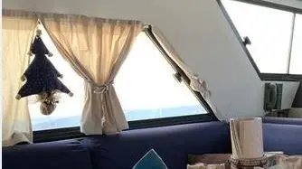 L'interno di uno dei boat and breakfast al centro dell'indagine