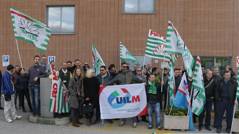 Foto Agenzia Candussi/ Favarato/ Tessera, via Ca' da Mosto/ Presidio dei lavoratori della SuperJet