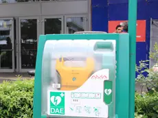 Mappa dei defibrillatori in città - nella foto di fronte alla stazione FS