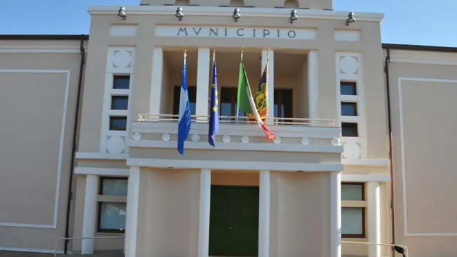 DEPOLO FGAVAGNIN 18/08/2011 CAORLE MUNICIPIO