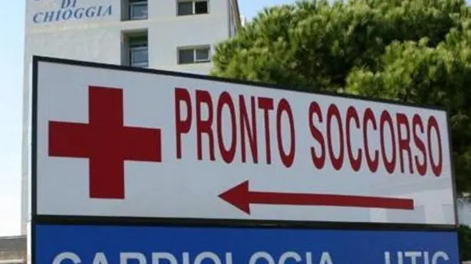 Morsego: mph07a Ruggero Donaggio..Chioggia: ospedale due servizi. ospedale ed antenne