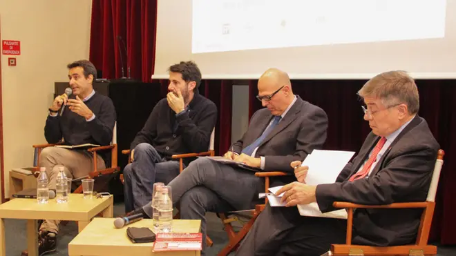 "Conversazioni sull'innovazione" presso il Laurentianum di Mestre con il ministro Zanonato nella foto da sx Massimo Russo, direttore di Wired Italia, Riccardo Donadon, fondatore di H-Farm, Nicola Pellicani, Flavio Zanonato, ministro per lo sviluppo economico