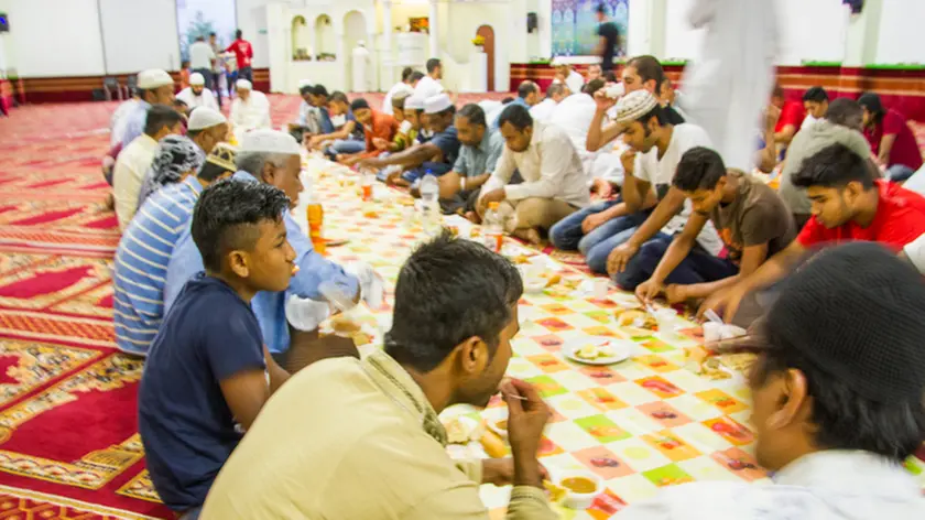 Cena interreligiosa presso la Moschea di via Monzani a Marghera.