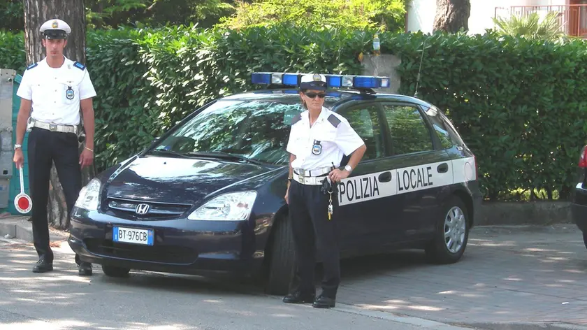 - Controlli della polizia locale