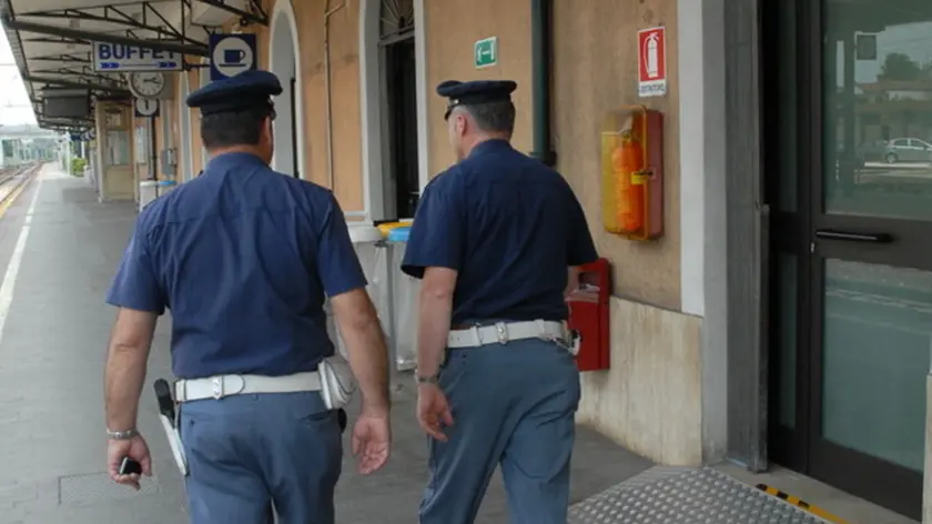 DEPOLO FGAVAGNIN PORTOGRUARO POSTO DI POLIZIA FERROVIARIA IN STAZIONE FF.S.