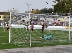 CRUCCU - DINO TOMMASELLA - PORTOGRUARO - A.C MESTRE VS. SS.SAMBENEDETTESE - GOAL SU RIGORE DI BECCARO