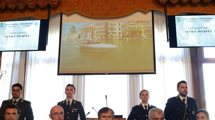 Interpress/M.Tagliapietra Venezia 18.05.2016.- Conferenza stampa Operazione "Venice Journey". Comune Venezia. Da sx De Benedictis, Reda, Brugnaro, Agostini.