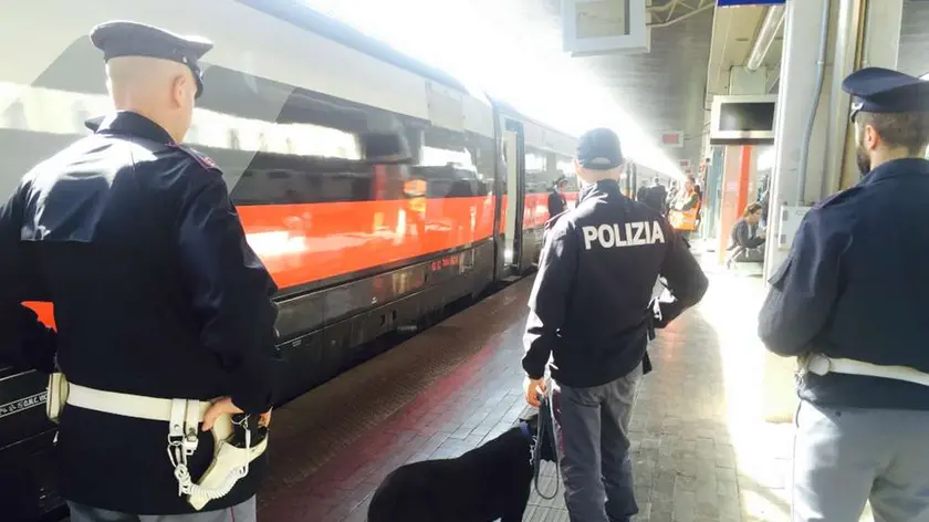 Controlli della polizia ferroviaria