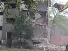 Abbattimento della palazzina al civico 91 delle vaschette in via Pasini a Marghera