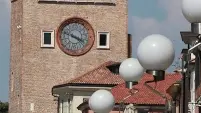 Piazza Ferretto semideserta d’estate