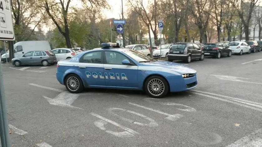 Una volante della Polizia a Mestre