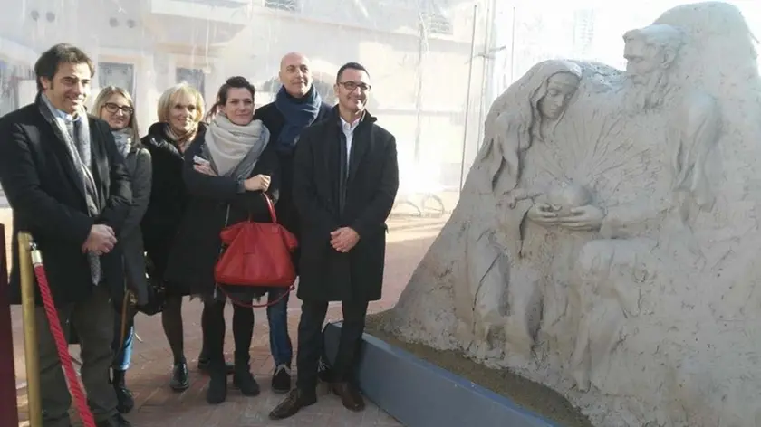 VATRELLA - DINO TOMMASELLA - CAORLE - STATURA IN CRETA DI MASSIMILIANO MELLUSO