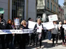 GIORNALISTI: Morsego, Chiarin, Artico. AGENZIA: Candussi. LUOGO: teatro Toniolo e Piazzetta Battisti, Mestre. DESCRIZIONE: manifestanti in piazza