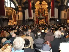 Pellicani Interpress Venezia, 21.11.2011.- Folla di Fedeli per la ricorrenza " Madonna della Salute".-