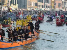 Interpress/M.Tagliapietra Venezia 28.01.2018.- Carnevale di cannaregio. Corteo acqueo mascherato con pantegana lungo il Canal Grande da San Marco a rio di cannaregio.