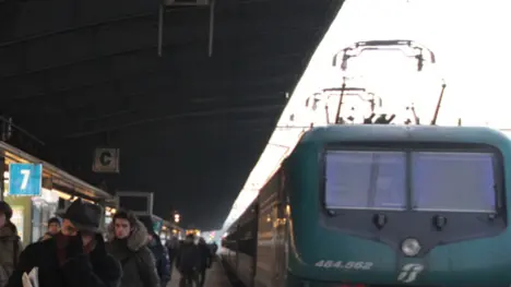Disagi alla stazione ferroviaria di Mestre a causa dell'introduzione del nuovo orario cadenzato