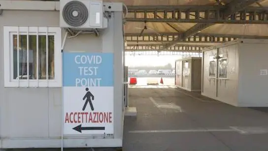 Il punto tamponi privato allestito all’aeroporto Marco Polo