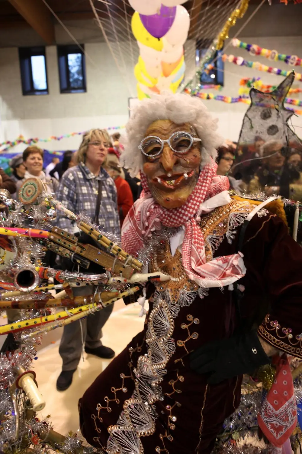 la befana del poliziotto all'istituto berna di mestre la befana della polizia al_istituto berna