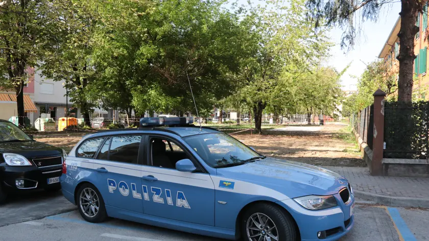 Foto Agenzia Candussi/ Mion/ Mestre, via Piave/ violenza al parchetto della stazione, interviene la polizia