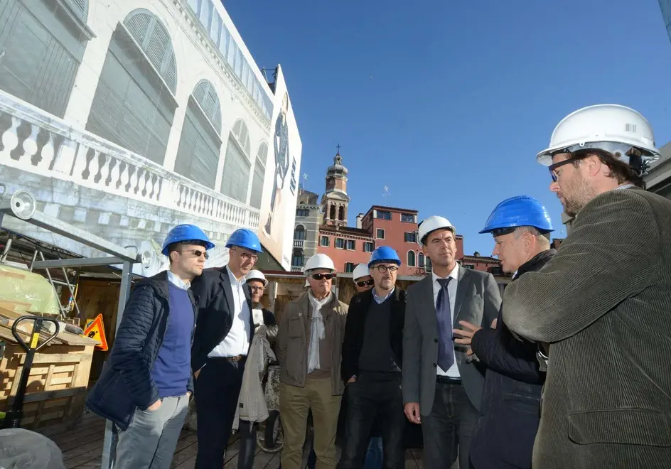 Interpress/M.Tagliapietra Venezia 20.10.2015.- Sopraluogo Commissione comunale Cantiere restauri Ponte di Rialto.