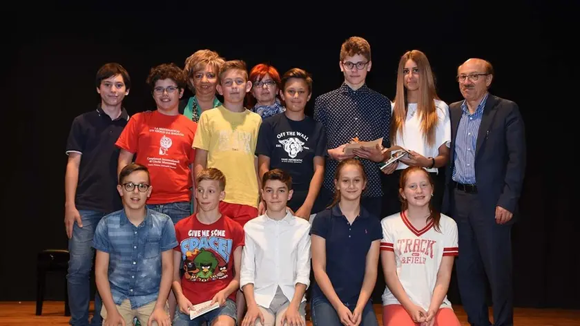COLUCCI - DINO TOMMASELLA - S.DONA' DI P.- I PREMIATI DEL FESTIVAL DELLA MATEMATICA DELLA SCUOLA IPPOLITO NIEVO