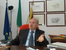 CAMPONOGARA 15/05/2005 Municipio intervista al sindaco Desiderio Fogarin sull'omicidio del segretario comunale Alessandro Romito ucciso a Padova....(C) Bertolin Matteo richiesto da MION CAMPONOGARA 15/05/2005 Municipio intervista al sindaco Desiderio Fogarin sull_omicidio del segretario comunale Alessandro Romito ucciso a Padova