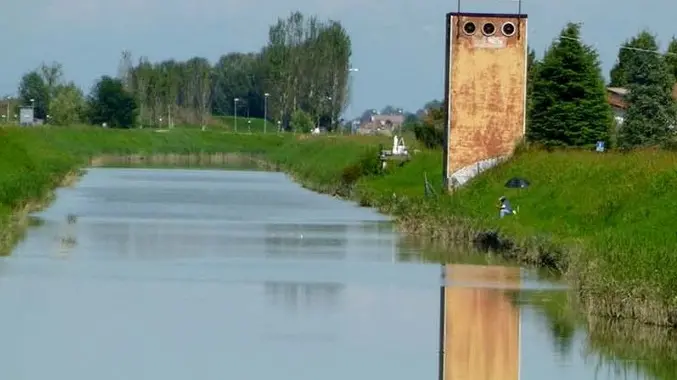 SAN DONA' DI P. - FAGAVANIN - VATTOELLA - IL CANALE SULLA SPONDA DI VIA CANAL NAVIGABILE