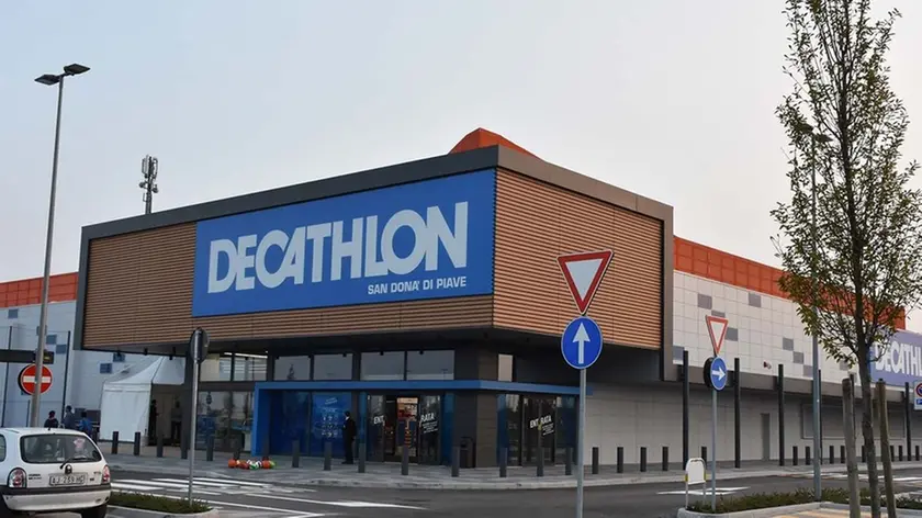 COLUCCI - DINO TOMMASELLA - SAN DONA' DI P.- DECATHLON