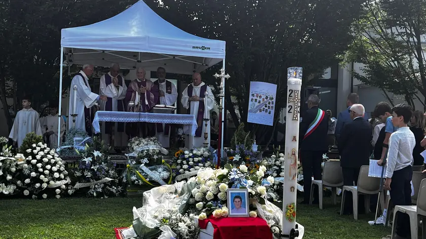 Il funerale di Andrea Marigo, morto in bici a 11 anni