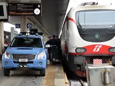 La polizia ferroviaria alla stazione di Santa Lucia