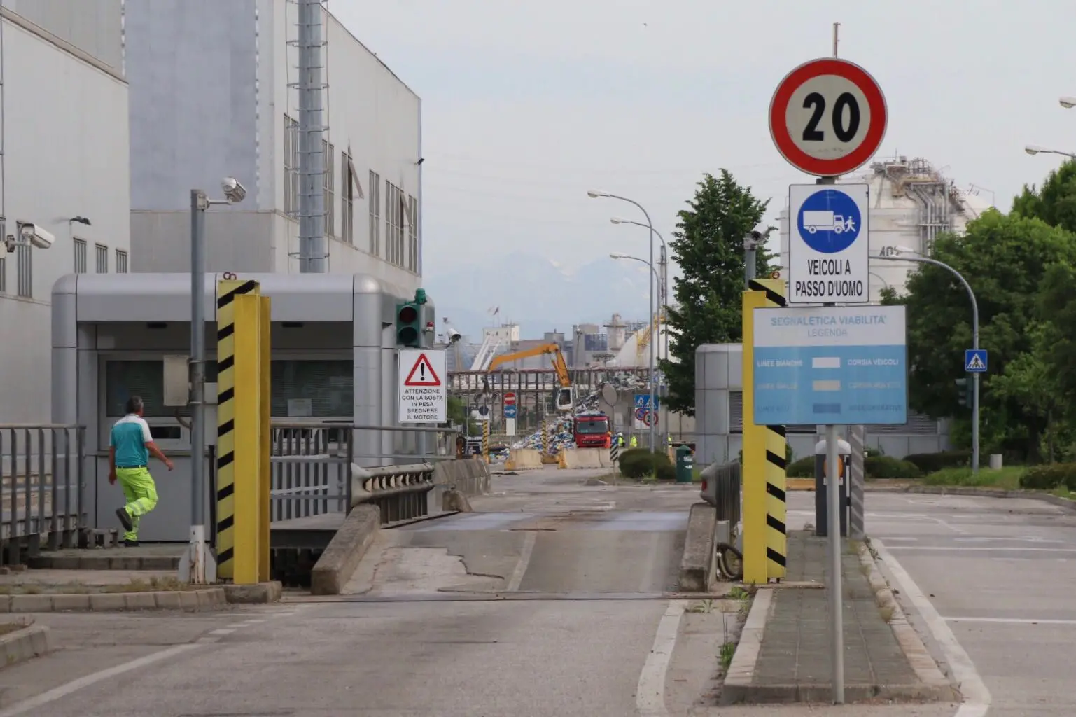 Vigili del Fuoco sul posto per le ultime verifiche (Foto Candussi)