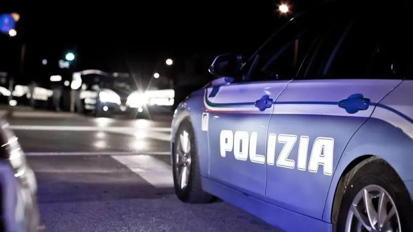 Una pattuglia di Polizia stradale sul Passante