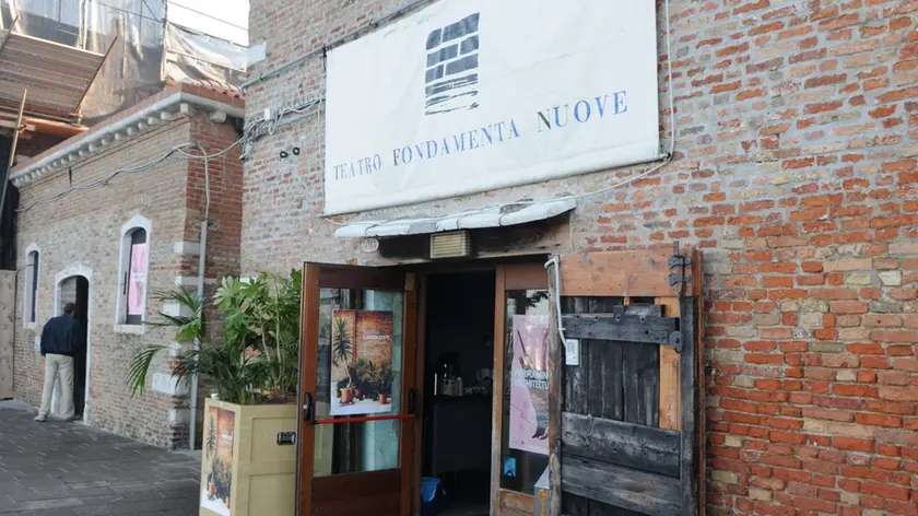 Il teatro Fondamenta Nuove non ce la fa: chiuderà il 31 maggio