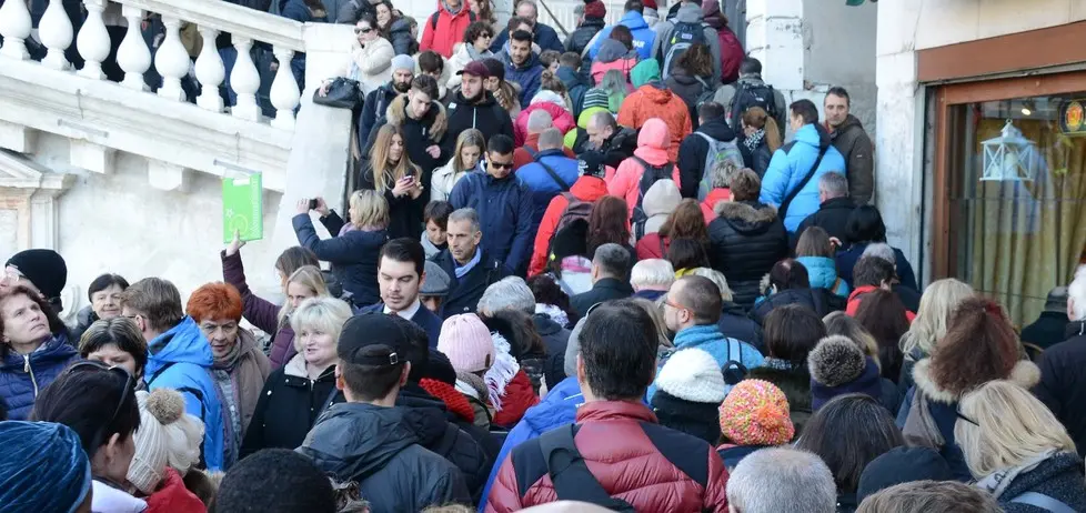 Interpress/M.Tagliapietra Venezia 10.02.2018.- Carnevale. Sabato Grasso. Ponte di Rialto