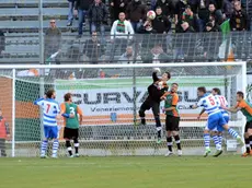 INTERPRESS/TAGLIAPIETRA.CALCIO. VENEZIA- PRO PATRIA. PARATA DI ZANDRINI