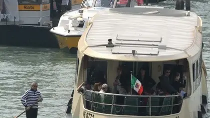 Interpress/M.Tagliapietra Venezia 01.04.2014.- Vaporetti actv in canal grande