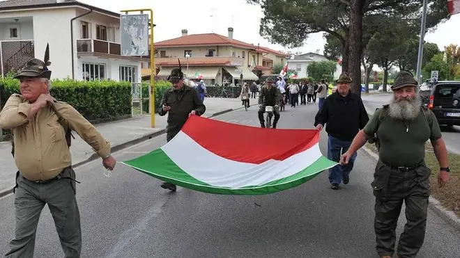 SAN MICHELE AL TAGLIAMENTO - FGAVAGNIN - VATRELLA - PARTENZA DEGLI ALPINI DA CASA MILANI -RIEVOCAZIONE STORICA